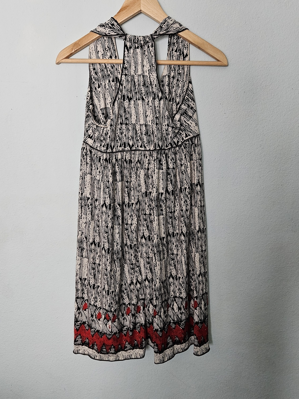 Max Studio Black & White Midi Dress with Red Hem Detail - Picture 3 of 4